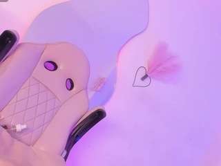 mia-royal