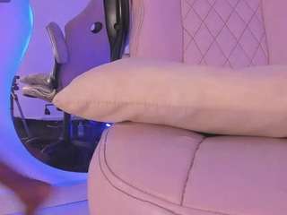 Live stream of mia-royal