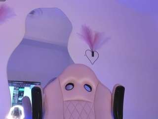 mia-royal webcam model