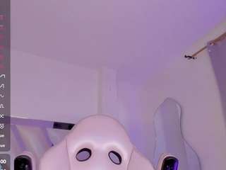 mia-royal live webcam show