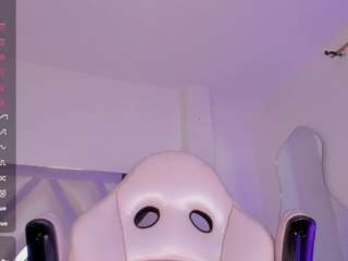 mia-royal live webcam show