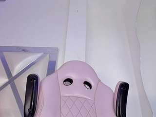 mia-royal live webcam show