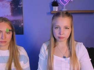  naya-dream chat room