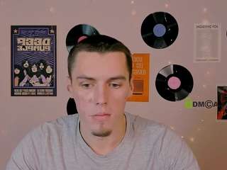 ryan-zen's CamSoda show and profile