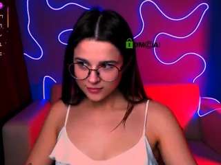 zaina-kiss Live Webcam on CamSoda