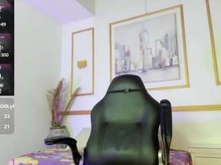 zully-28