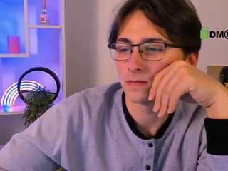 azen-rush Live Webcam on CamSoda