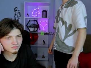 dexter-mitch's CamSoda show and profile