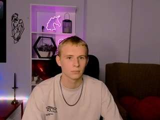 dexter-mitch Live Webcam on CamSoda