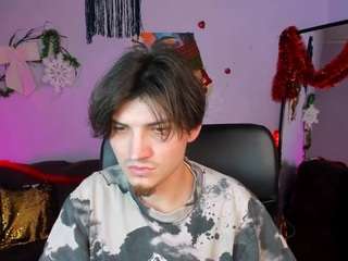 dexter-mitch Live Webcam on CamSoda