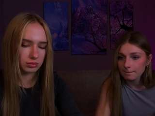 Live webcam model effysosweet on Soda Cams