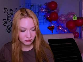 effysosweet's CamSoda show and profile