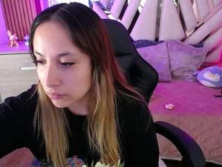 nyxandriia Live Webcam on CamSoda