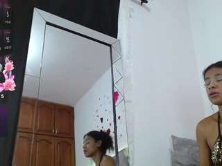 antonella-pink Live Webcam on CamSoda