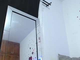 antonella-pink webcam