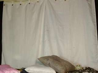 antonella-pink webcam