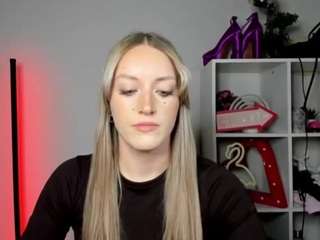 EvelynBlond