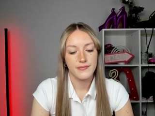 EvelynBlond