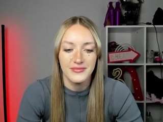 evelynblond webcam