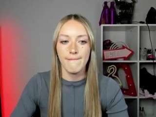 EvelynBlond