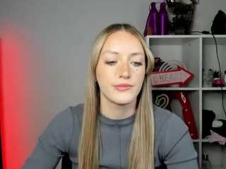 EvelynBlond