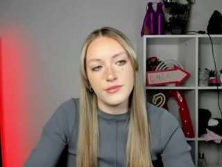 EvelynBlond