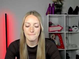 EvelynBlond