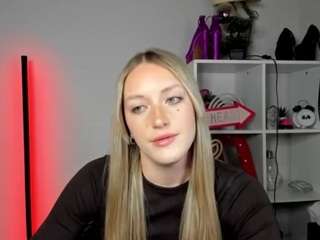 EvelynBlond