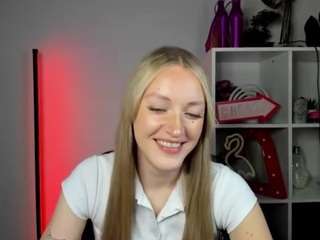 EvelynBlond