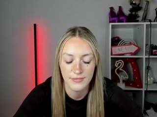 EvelynBlond