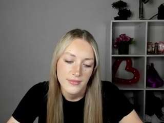 EvelynBlond