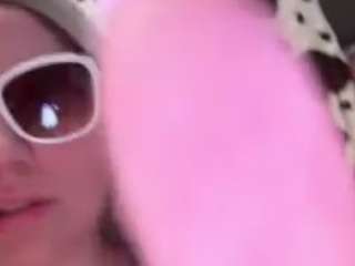 lizzyanonymous webcam