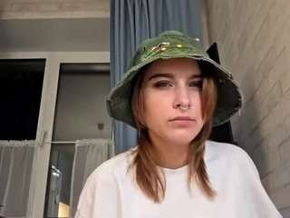 martinakovalenko webcam