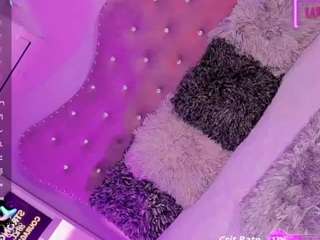 melany-alejandra webcam model