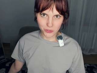 suziepriestley's CamSoda show and profile