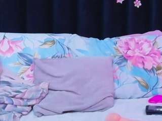  little-aprill chat room