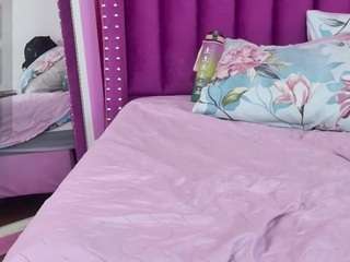 little-aprill live cam profile