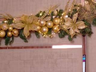 Live webcam model vanehills on Soda Cams