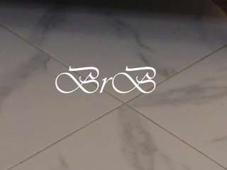 Live webcam model michele-menbat on Soda Cams