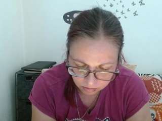 ladyhellene live cam profile