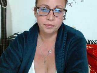 ladyhellene's live room