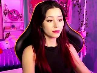 Live webcam model redmidnightgirl on Soda Cams