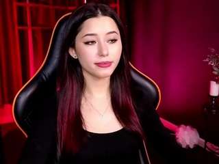 Live webcam model redmidnightgirl on Soda Cams