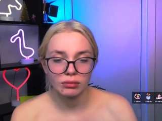 alia-skay Live Webcam on CamSoda