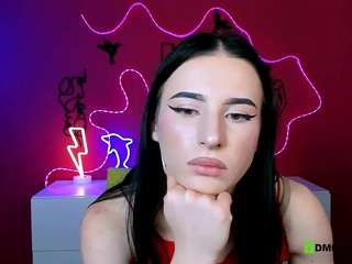 Este modelo está en vivo ahora. alia-skay
