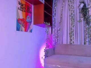 ariadnaloren Live Webcam on CamSoda