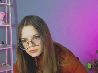 caroline-eclipse Live Webcam on CamSoda