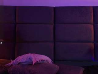 Queen live cam preview