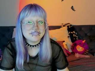 mirastarlet's live room