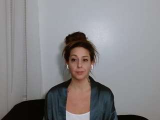 misscaralia Live Webcam on CamSoda